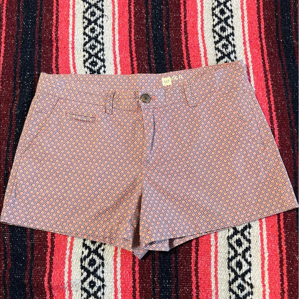 Gap Shorts